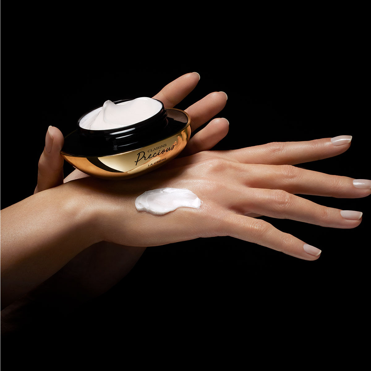 クラランスプレシャス ラクレーム リッシュ　10/5まで クラランスプレシャス ラ クレーム リッシュ | CLARINS®