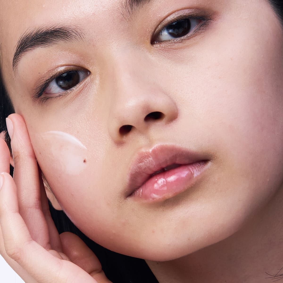 ブライトプラス エマルジョン | CLARINS® 公式通販 | CLARINS®