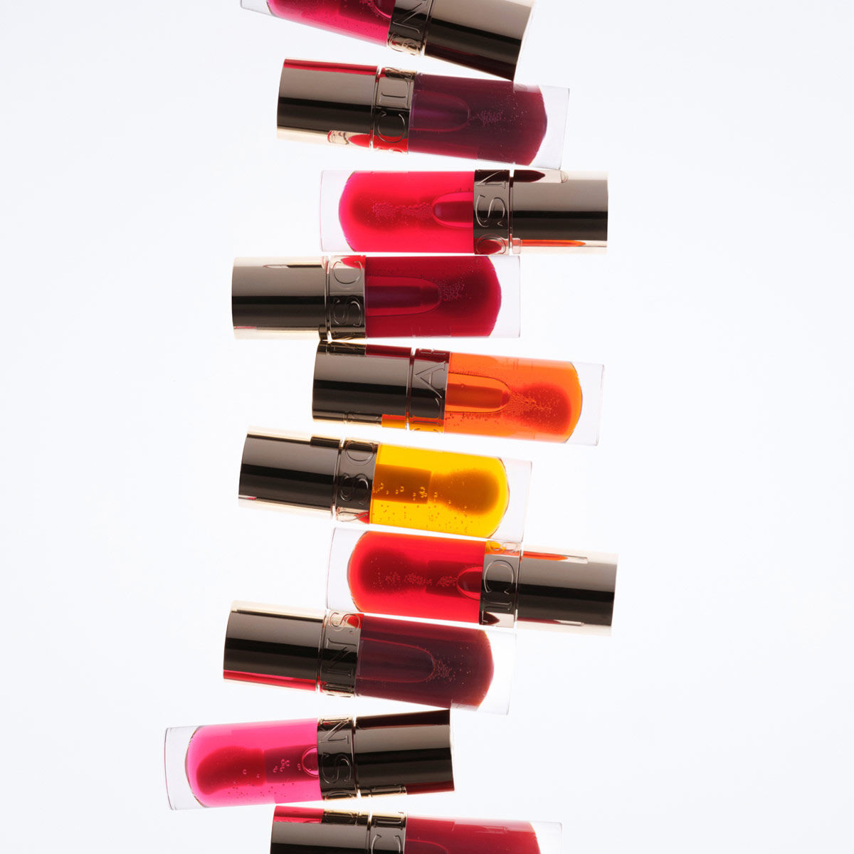 リップコンフォートオイル | CLARINS®