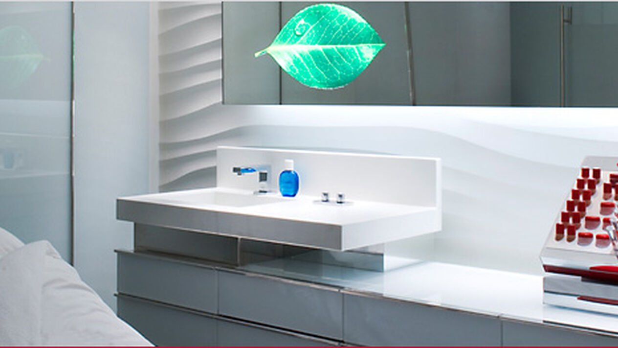 CLARINS SKIN SPA PETER JONES