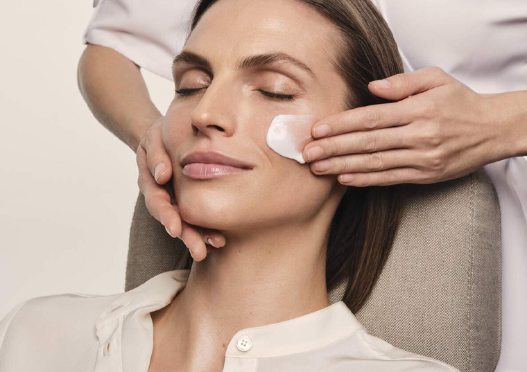 DEEP HYDRATION モイスチャー