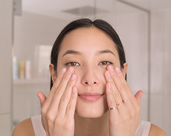 How to apply Double Serum Eyes?